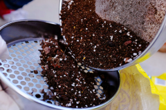 Application of test sieve for wet screening of materials
